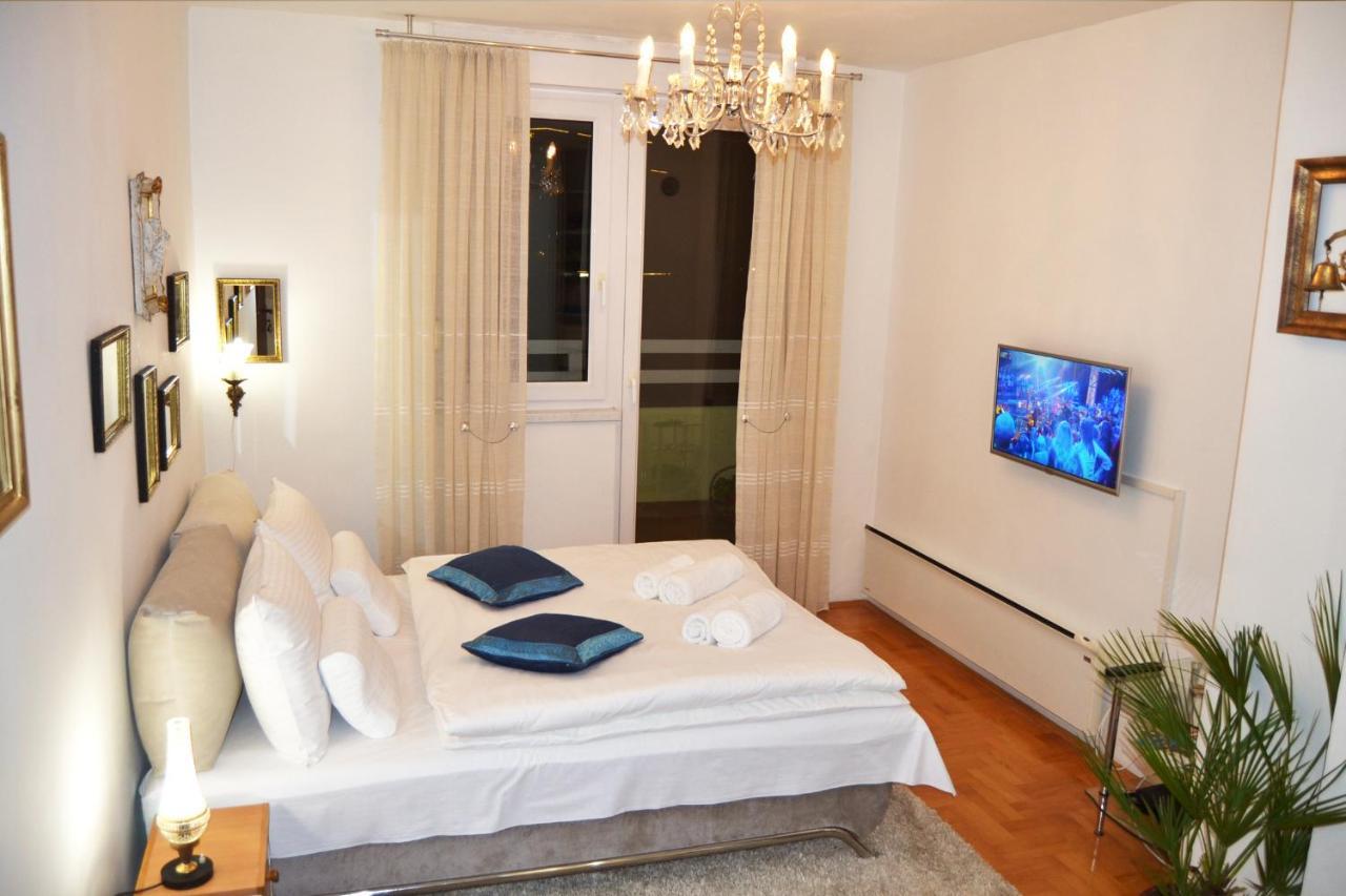 Apartment Crystal Баня Лука Екстериор снимка